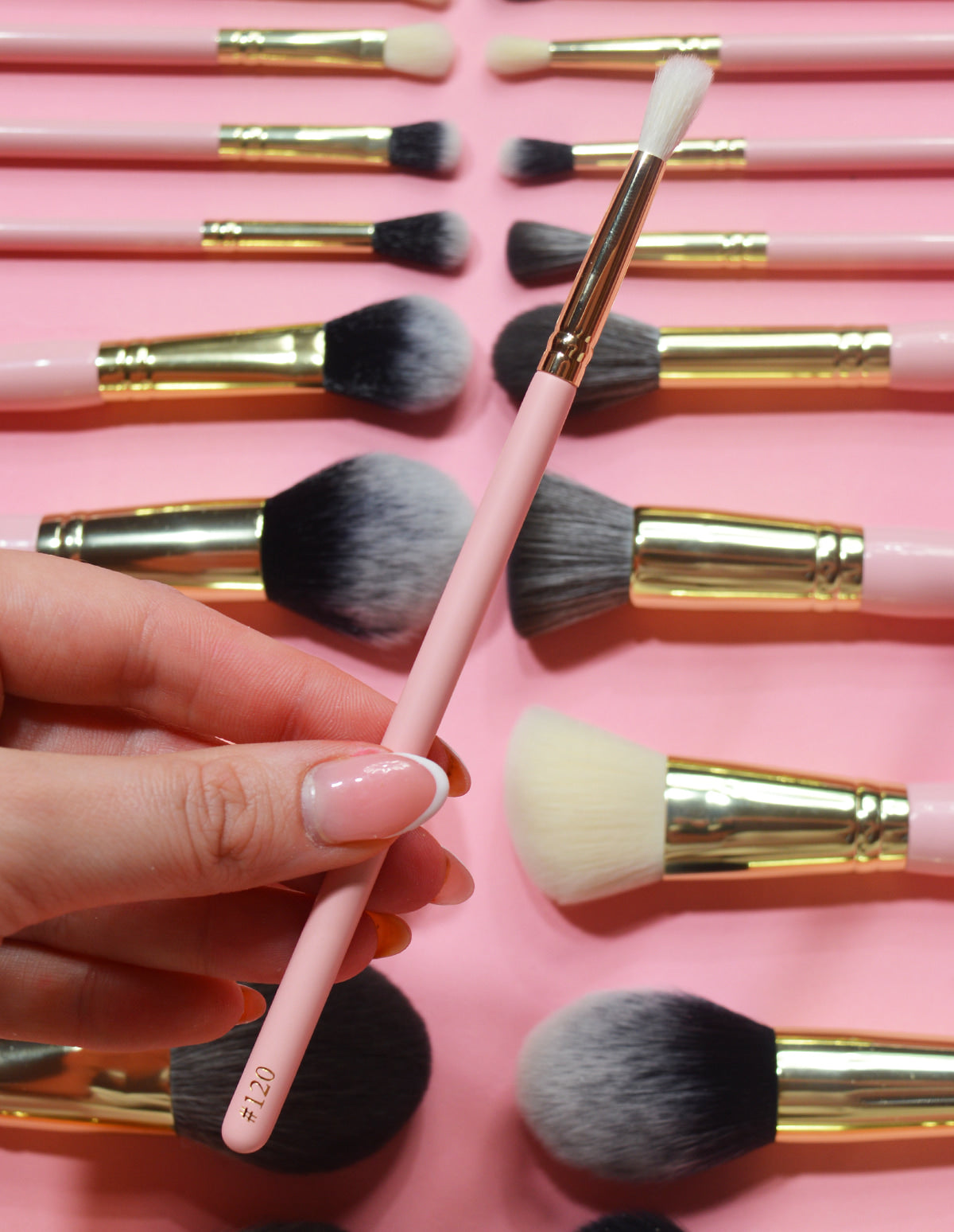 P.Louise #120 Fluffy Blending Brush for Seamless Makeup