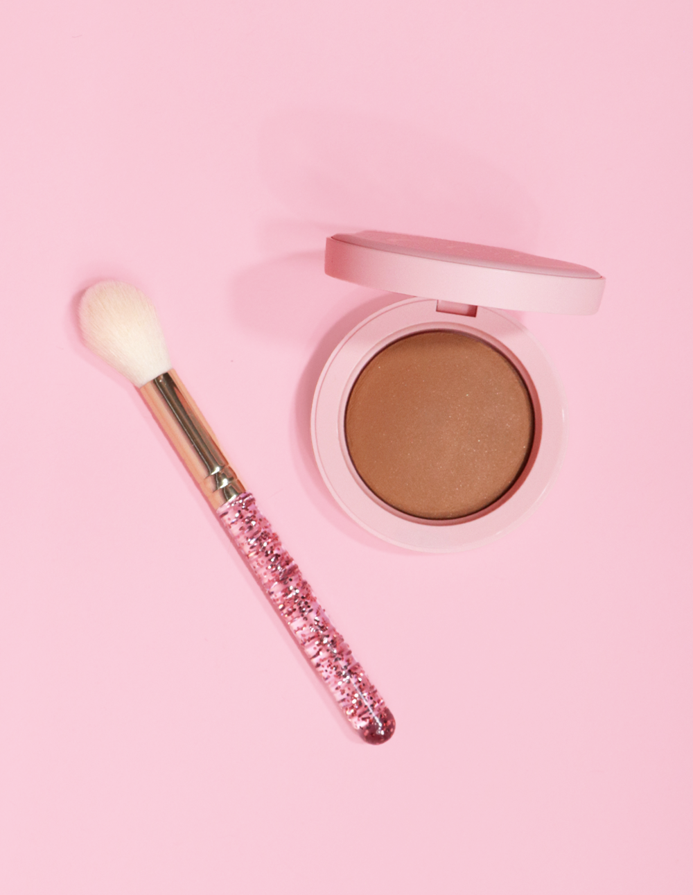 P.Louise Cheek of It Baked Bronzer & F70 Brush Bundle